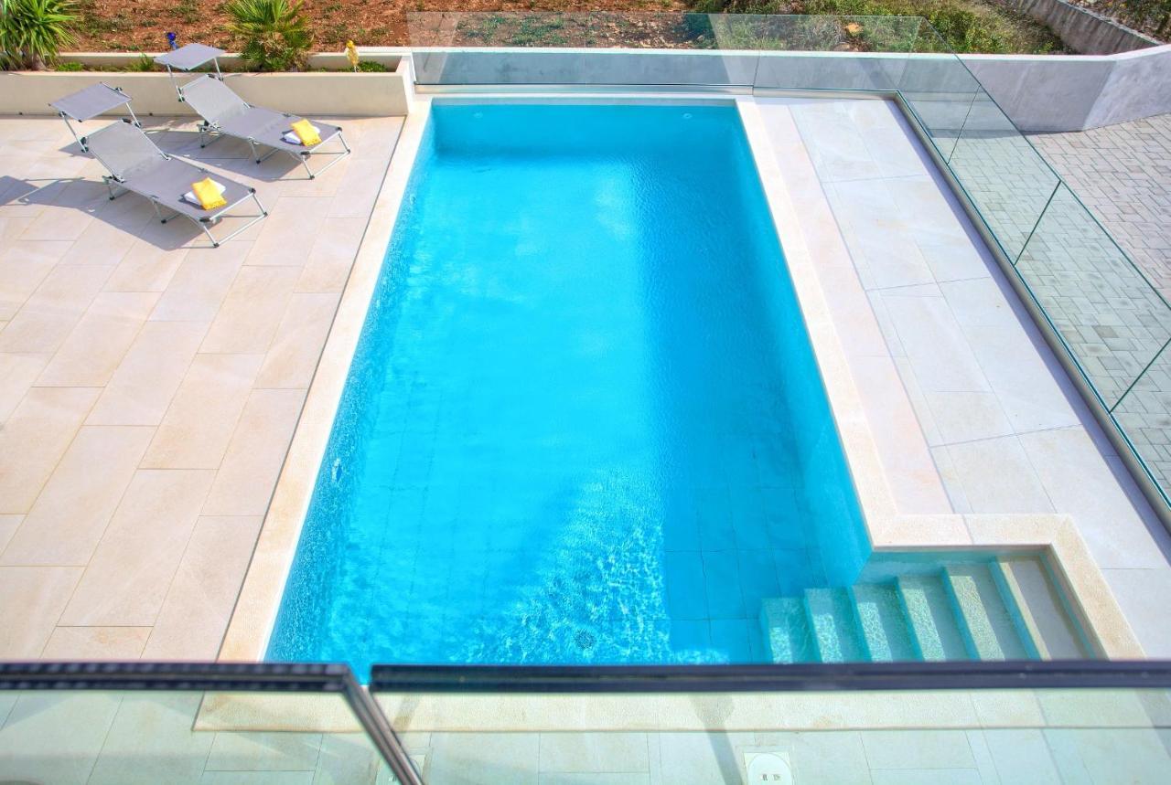 Linardići Villa Helines***** מראה חיצוני תמונה